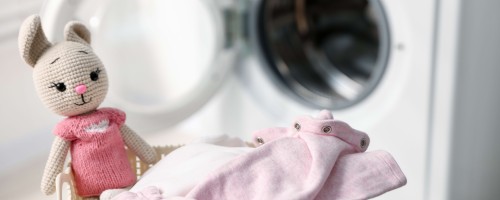 Με τι Απορρυπαντικό να Πλύνω τα Ρούχα του Μωρού
