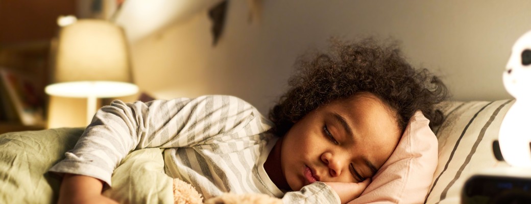 Πώς να διαλέξετε παιδικές πυτζάμες τους κρύους μήνες