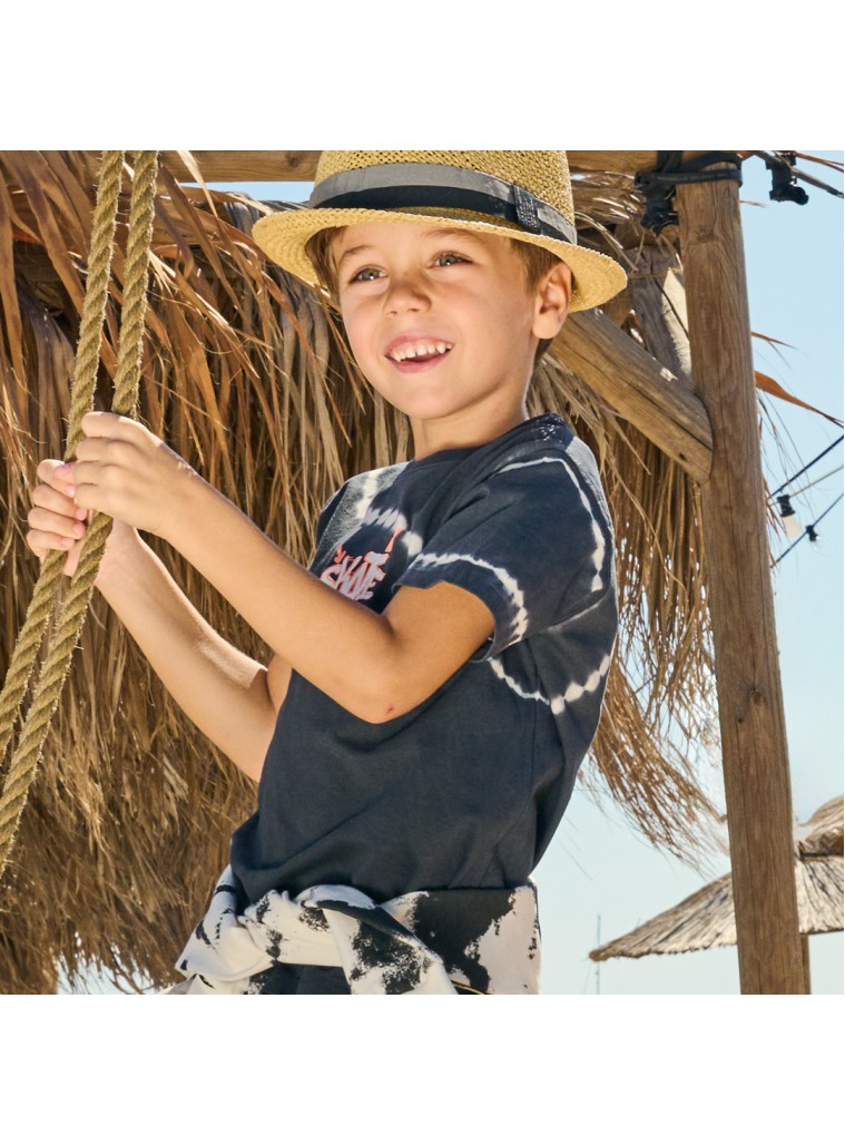 Kοντομάνικη μπλούζα τύπου tie dye με τύπωμα για αγόρι | ΜΑΥΡΟ
