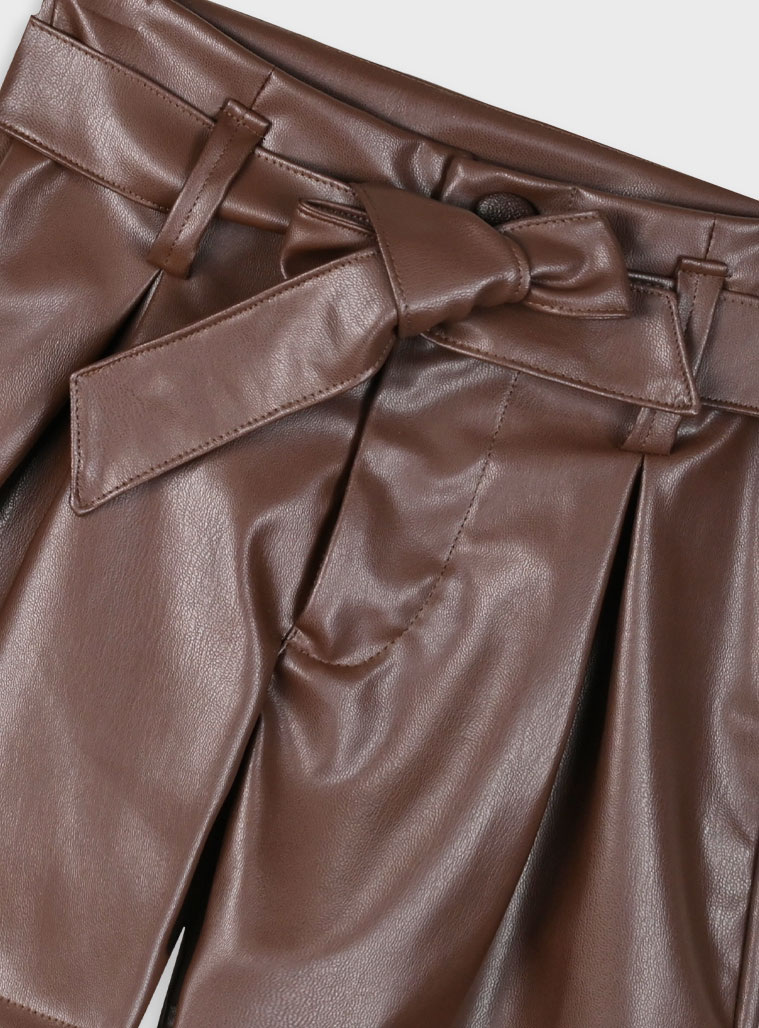 Imitation leather shorts for girls | BROWN Imitation leather shorts for girls | BROWN