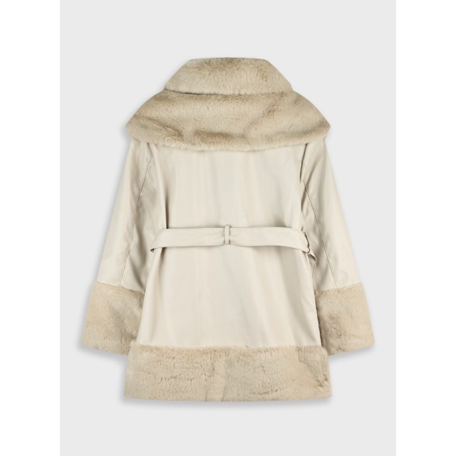 Fake leather coat | LECHE DE ALMENDRAS