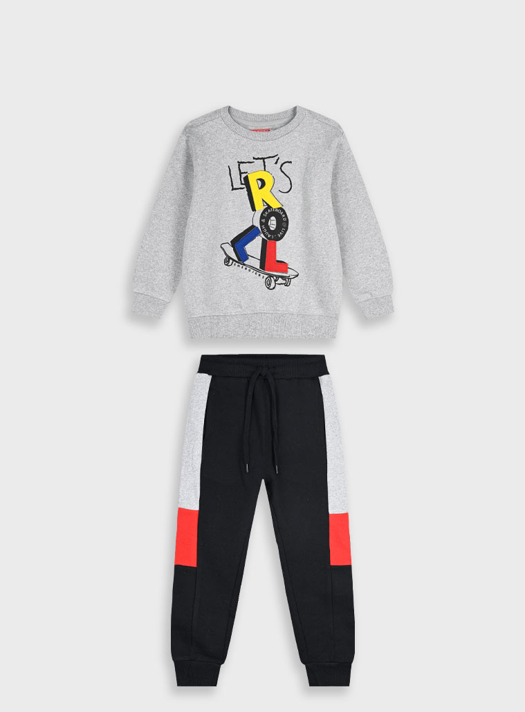 Energiers - ΣΗΜΑΝΤΙΚΟ: Σε περίπτωση διαφοράς τιμής από το κατάστημα ισχύει παντα και μόνο η τιμή του καταστήματος Φούτερ φόρμα με τύπωμα | ΜΑΥΡΟ