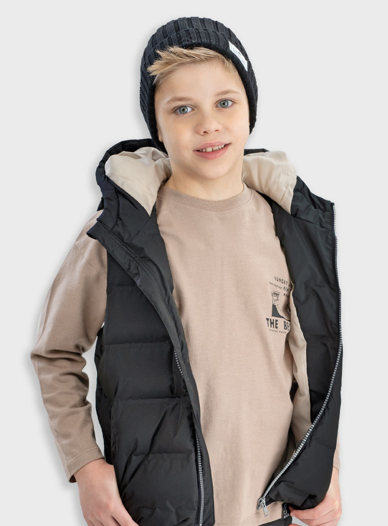 Energiers - ΣΗΜΑΝΤΙΚΟ: Σε περίπτωση διαφοράς τιμής από το κατάστημα ισχύει παντα και μόνο η τιμή του καταστήματος Αμάνικο μπουφάν γιλέκο | ΜΑΥΡΟ