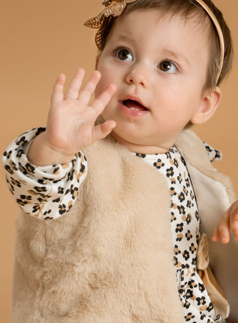 Παιδικά ρούχα - κορίτσι Energiers - ΣΗΜΑΝΤΙΚΟ: Σε περίπτωση διαφοράς τιμής από το κατάστημα ισχύει παντα και μόνο η τιμή του καταστήματος Βρεφικό γιλέκο | ΒΑΝΙΛΙΑ